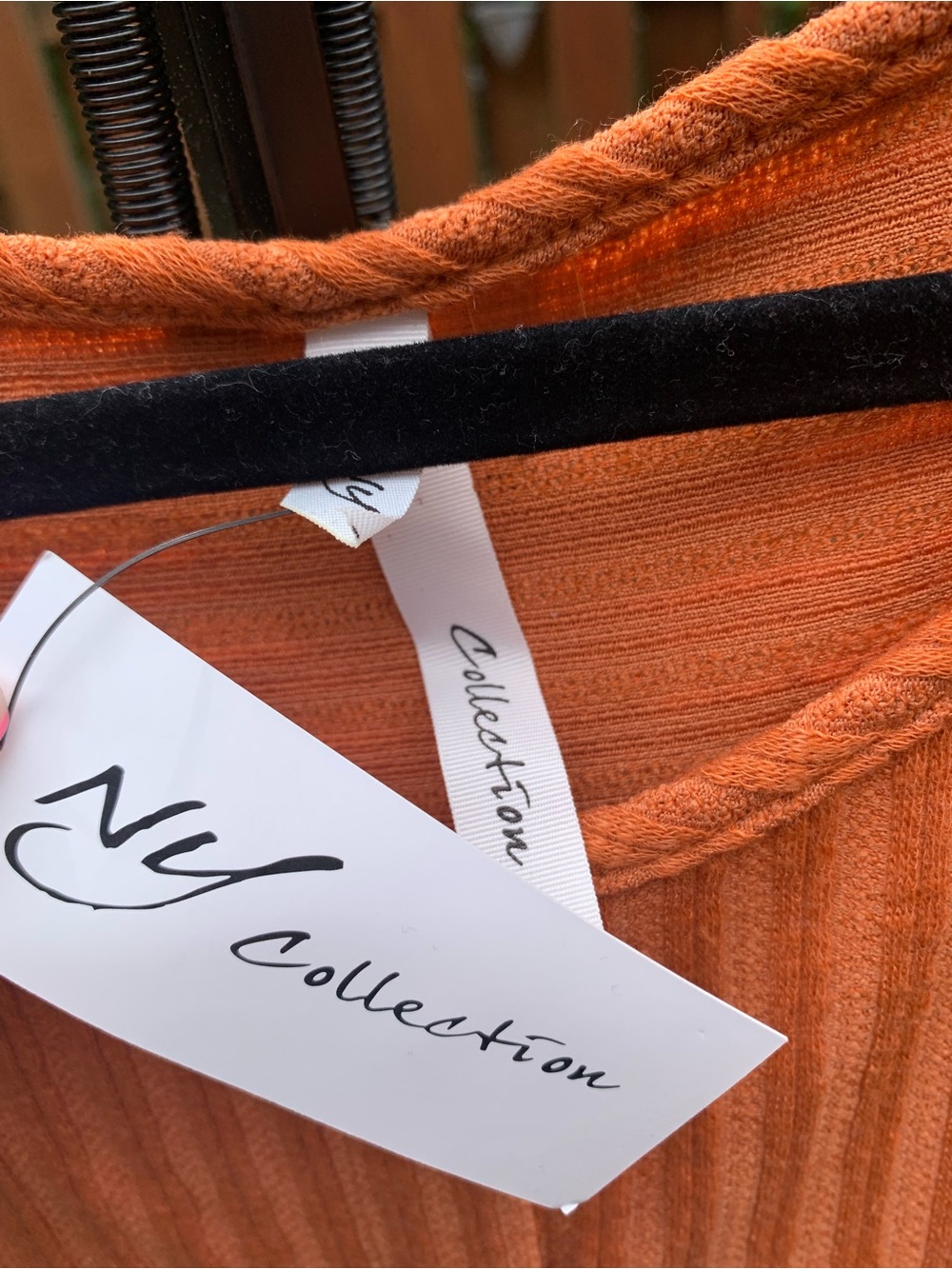 Sleeveless Button-Front Ribbed Tank Top — Orange - Picture 2 of 9